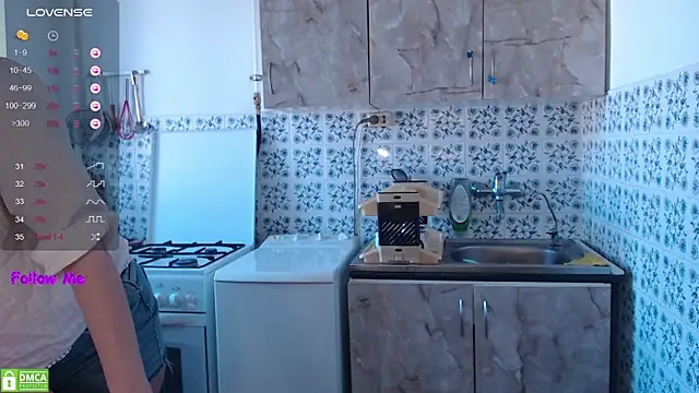 Snapshot of VerySweetKate111 chatting on 03.12.26 VerySweetKate111 online show from 03.12.26