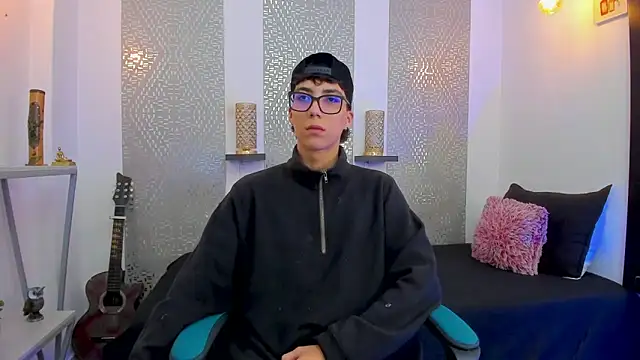 Nikolay Gregori online show from 02.18.25