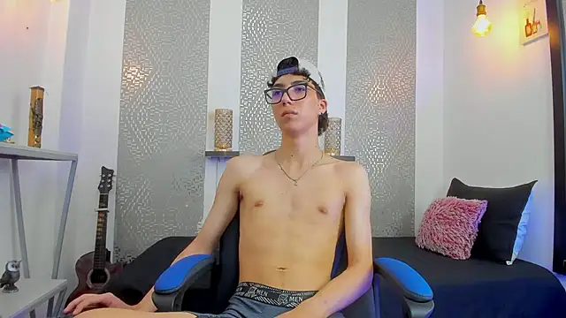 Nikolay Gregori online show from 02.25.25