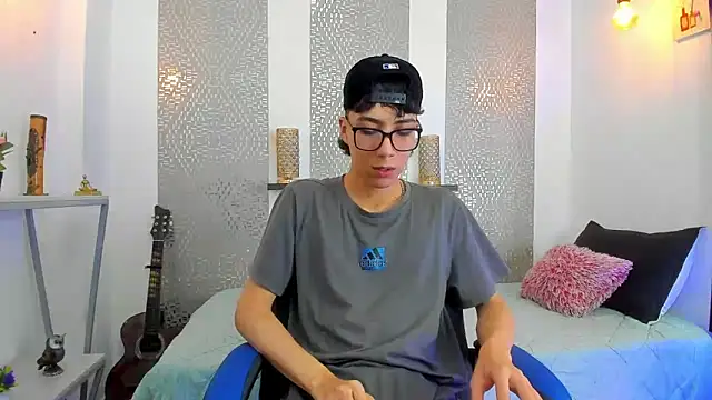 Nikolay Gregori online show from 03.18.25