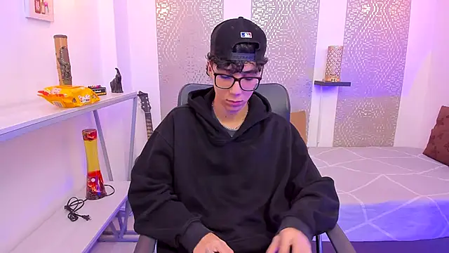 Nikolay Gregori online show from 10.21.25