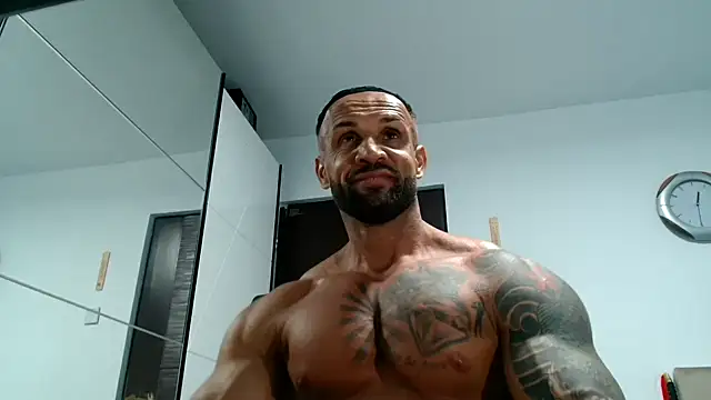 Magnificmuscles89 online show from 11.03.25