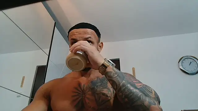 Magnificmuscles89 online show from 06.16.26