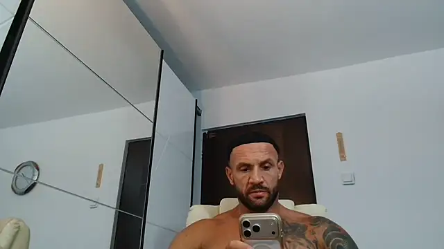 Magnificmuscles89 online show from 06.26.26