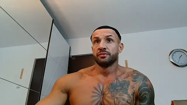 Magnificmuscles89 online show from 07.11.26