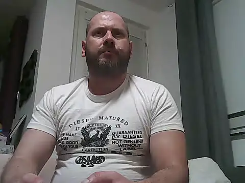 HarleyQuinnundJoker online show from 10.11.25