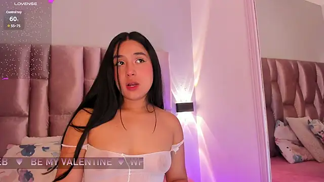 Snapshot of NikyBrookss chatting on 02.04.25 NikyBrookss online show from 02.04.25