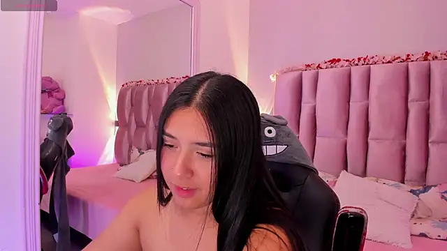 Snapshot of NikyBrookss chatting on 10.07.25 NikyBrookss online show from 10.07.25