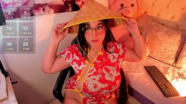 kitty roouse online show from 04.30.26