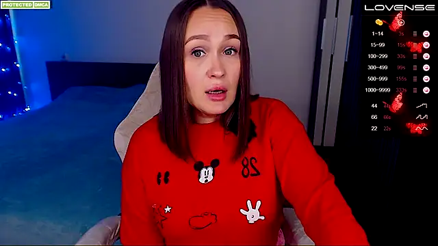 Snapshot of Cutie-Melanie chatting on 09.10.25 Cutie-Melanie online show from 09.10.25