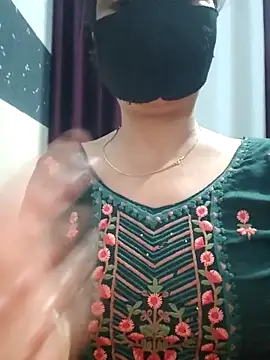 Aishwaryaa 69 online show from 02.23.25