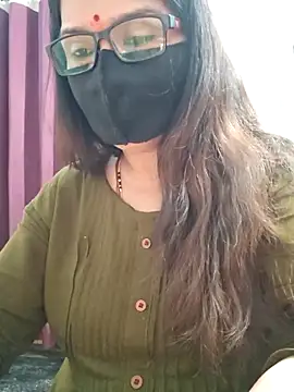 Aishwaryaa 69 online show from 04.22.26