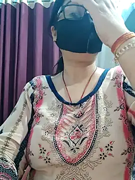Snapshot of Aishwaryaa_69 chatting on 05.03.26 Aishwaryaa 69 online show from 05.03.26