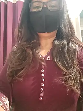 Snapshot of Aishwaryaa_69 chatting on 05.19.26 Aishwaryaa 69 online show from 05.19.26