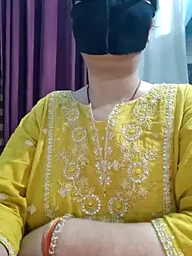 Snapshot of Aishwaryaa_69 chatting on 05.26.26 Aishwaryaa 69 online show from 05.26.26