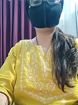 Snapshot of Aishwaryaa_69 chatting on 05.29.26 Aishwaryaa 69 online show from 05.29.26