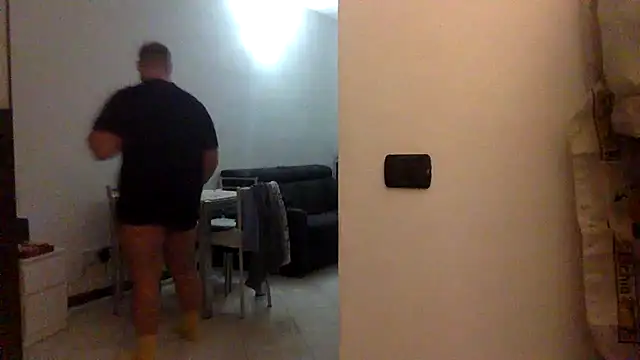 Snapshot of Gladiator_3 chatting on 02.02.25 Gladiator 3 online show from 02.02.25