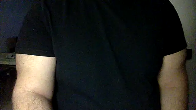 Snapshot of Gladiator_3 chatting on 03.19.25 Gladiator 3 online show from 03.19.25