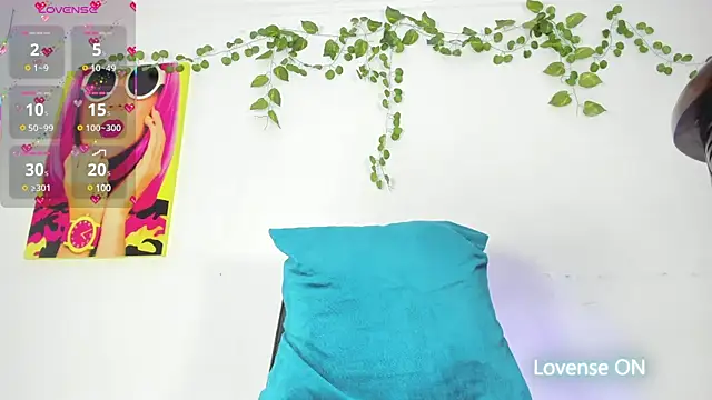 Snapshot of sweet_melody8 chatting on 03.23.25 sweet melody8 online show from 03.23.25