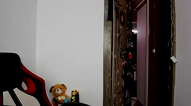 Sweet-Suck69 online show from 12.28.24