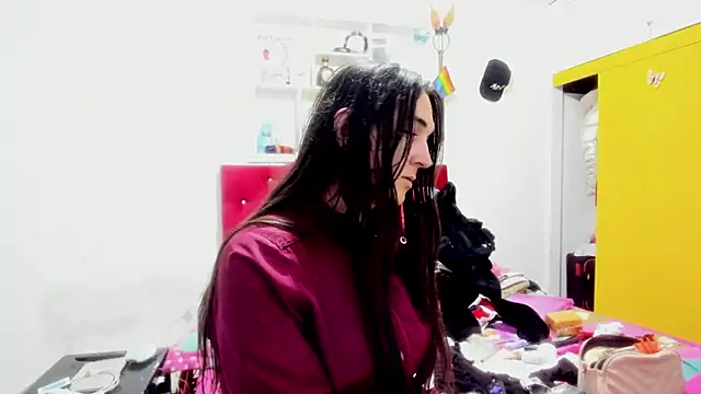 Sweet-Suck69 online show from 04.28.26