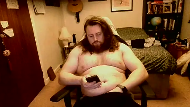 Hairy Guy30 online show from 04.28.26