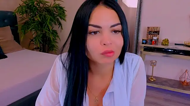 MichelleReys online show from 10.20.25