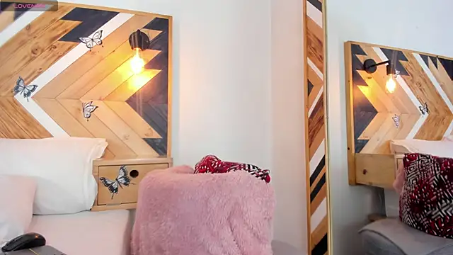 Kathaleiya Ozz online show from 10.28.25