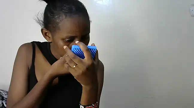 Snapshot of Kasweet_Lee chatting on 03.07.25 Kasweet Lee online show from 03.07.25