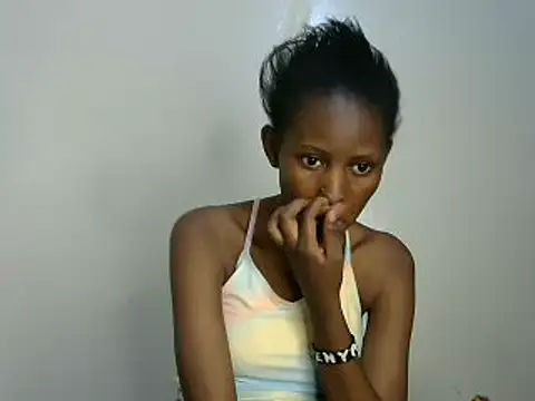 Snapshot of Kasweet_Lee chatting on 03.13.25 Kasweet Lee online show from 03.13.25