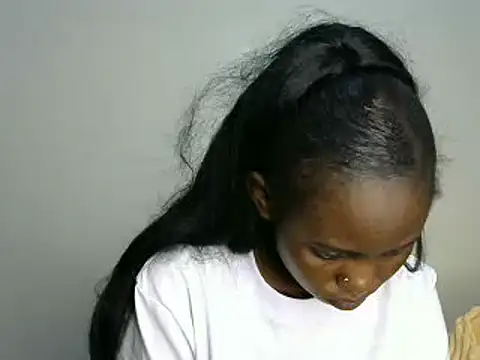 Snapshot of Kasweet_Lee chatting on 03.16.25 Kasweet Lee online show from 03.16.25