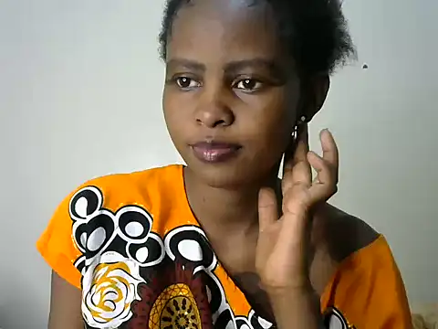 Snapshot of Kasweet_Lee chatting on 10.18.25 Kasweet Lee online show from 10.18.25