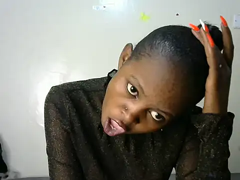 Snapshot of Kasweet_Lee chatting on 11.23.25 Kasweet Lee online show from 11.23.25