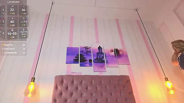 Sophia turneer online show from 03.21.25