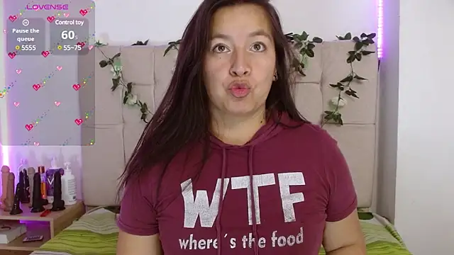 Snapshot of monickhot303av chatting on 02.16.25 monickhot303av online show from 02.16.25