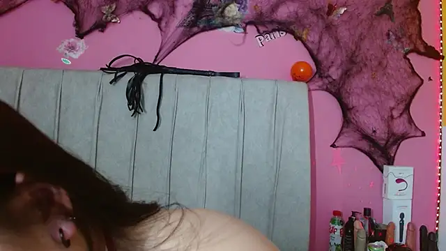 Snapshot of monickhot303av chatting on 10.20.25 monickhot303av online show from 10.20.25