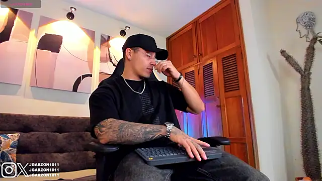  joansoto online show from 02.03.26