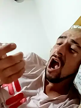 Snapshot of fire_menxxx001 chatting on 12.12.24 fire menxxx001 online show from 12.12.24