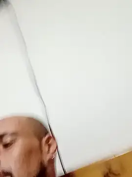 Snapshot of fire_menxxx001 chatting on 01.04.25 fire menxxx001 online show from 01.04.25