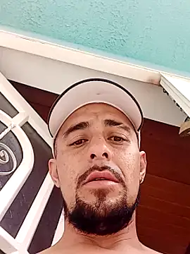 Snapshot of fire_menxxx001 chatting on 02.02.25 fire menxxx001 online show from 02.02.25