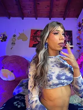 Alexa Chanell Oficial online show from 10.31.25