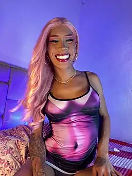 Snapshot of Alexa_Chanell_Oficial chatting on 05.22.26 Alexa Chanell Oficial online show from 05.22.26
