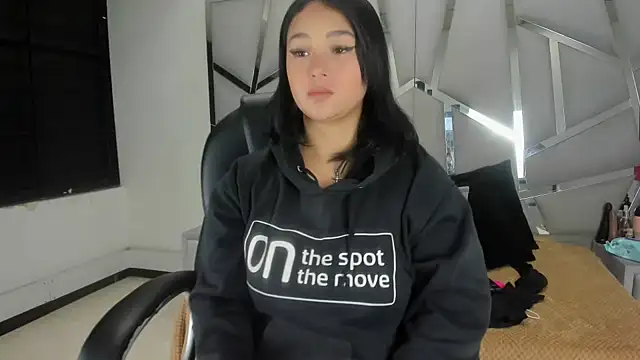 Catherinee69 x online show from 07.25.26