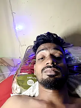 Snapshot of saggy1218 chatting on 12.14.25 saggy1218 online show from 12.14.25