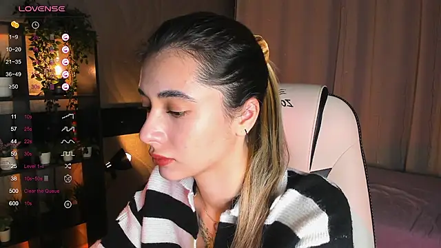 DarlaLike online show from 12.04.25