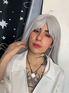 Snapshot of _Artemisa_X chatting on 09.17.25 Artemisa X online show from 09.17.25