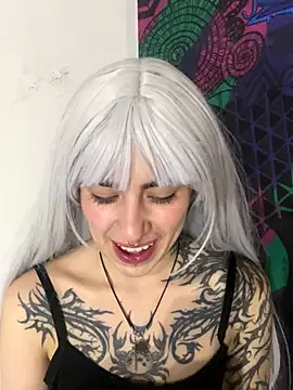 Snapshot of _Artemisa_X chatting on 09.21.25 Artemisa X online show from 09.21.25