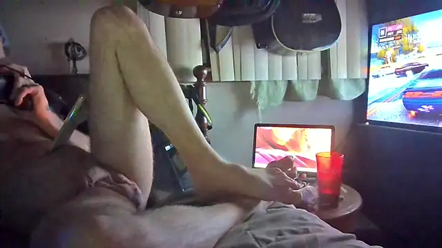 Snapshot of jaxx12369 chatting on 02.13.25 jaxx12369 online show from 02.13.25