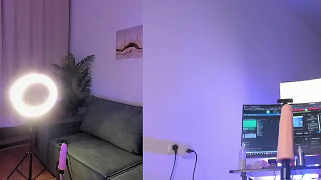 selina coy online show from 03.10.25