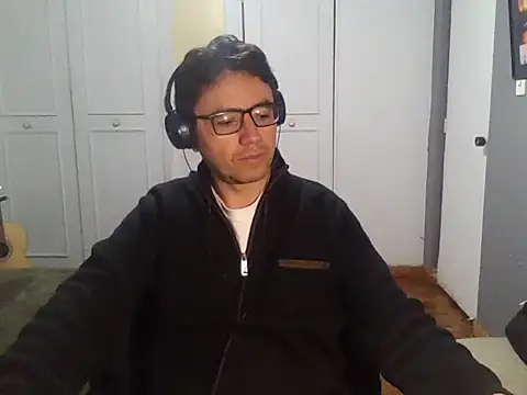 Diptongo online show from 11.25.25